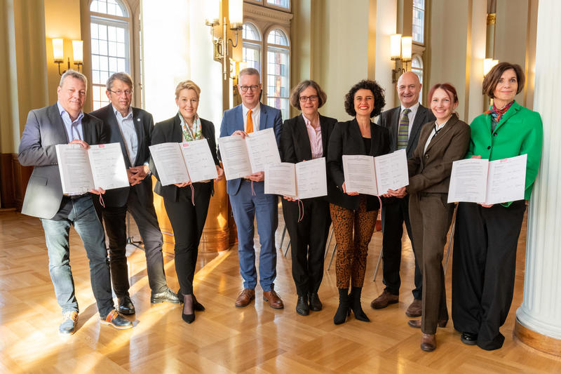 Mou signing mou signing