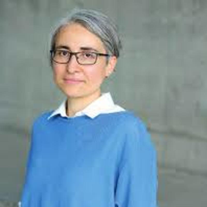 Cigdem issever, photo Matthias Heyde/ HU cigdem issever